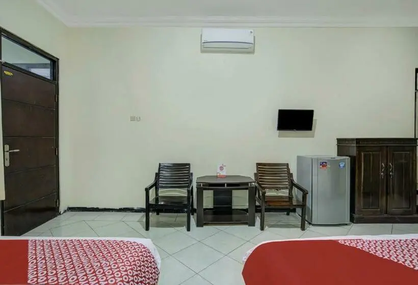 اتاق خانوادگی, Reddoorz Syariah At Hotel Pandan Wangi Near Alun Alun Sidoarjo