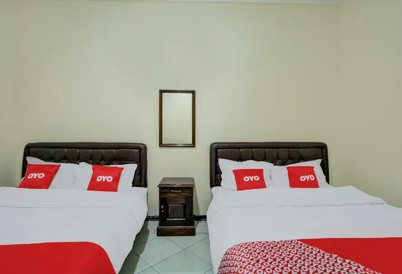 اتاق خانوادگی, Reddoorz Syariah At Hotel Pandan Wangi Near Alun Alun Sidoarjo