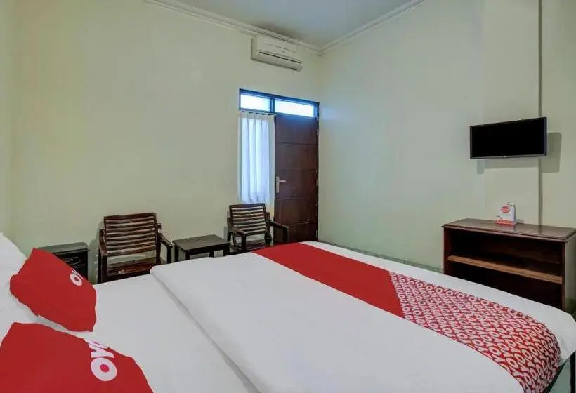 اتاق استاندارد, Reddoorz Syariah At Hotel Pandan Wangi Near Alun Alun Sidoarjo