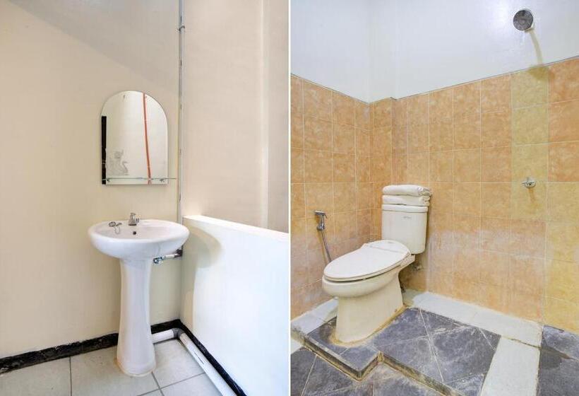 غرفة قياسية, Reddoorz Syariah At Hotel Pandan Wangi Near Alun Alun Sidoarjo