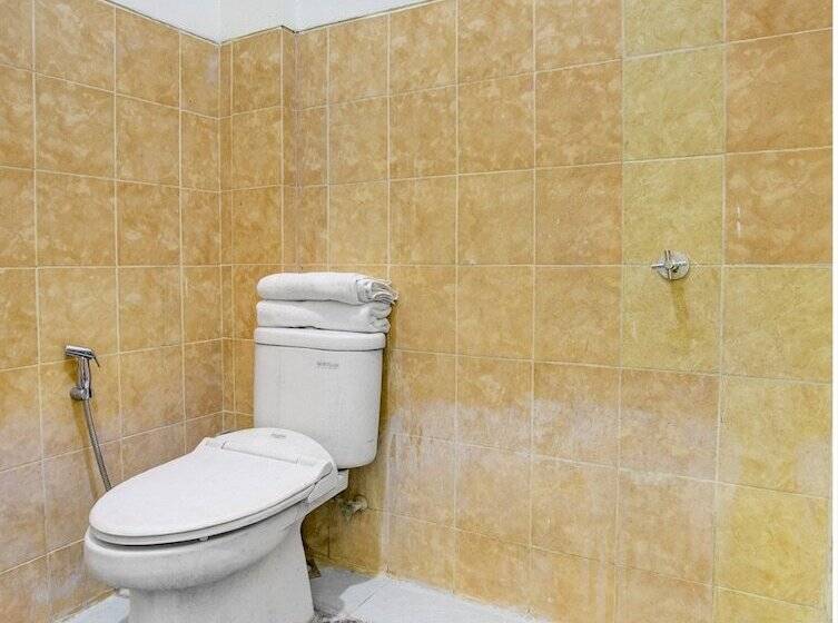 غرفة قياسية, Reddoorz Syariah At Hotel Pandan Wangi Near Alun Alun Sidoarjo