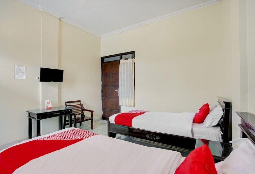 غرفة قياسية, Reddoorz Syariah At Hotel Pandan Wangi Near Alun Alun Sidoarjo