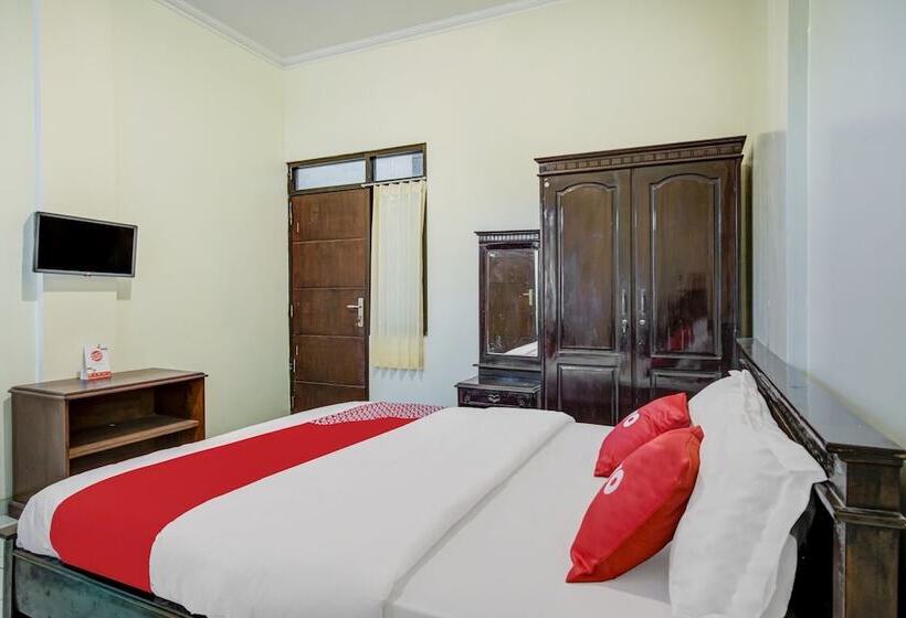 غرفة قياسية, Reddoorz Syariah At Hotel Pandan Wangi Near Alun Alun Sidoarjo