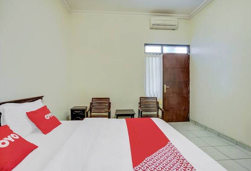 غرفة قياسية, Reddoorz Syariah At Hotel Pandan Wangi Near Alun Alun Sidoarjo