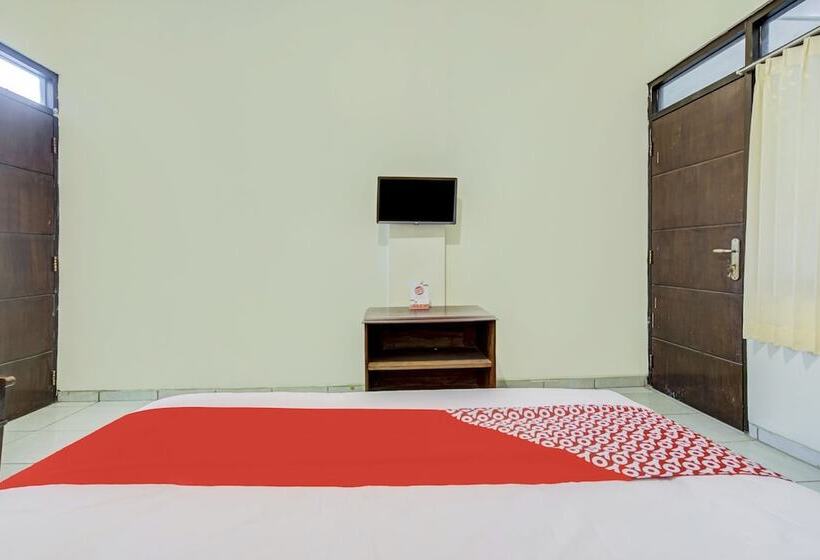 Номер Стандарт, Reddoorz Syariah At Hotel Pandan Wangi Near Alun Alun Sidoarjo