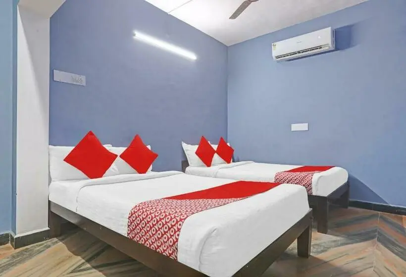 Deluxe Kolmen Hengen Huone, Super Hotel O Stayz