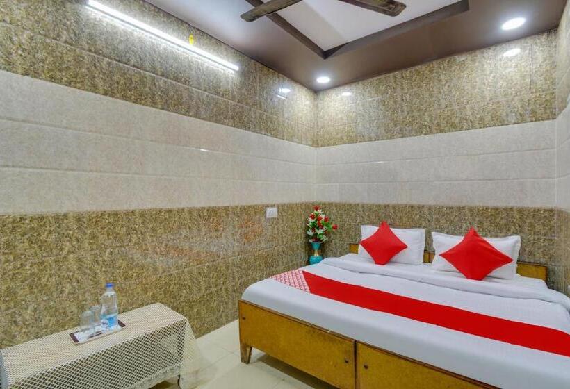 غرفة كلاسيكية ثلاثية, Oyo 70829  Royal