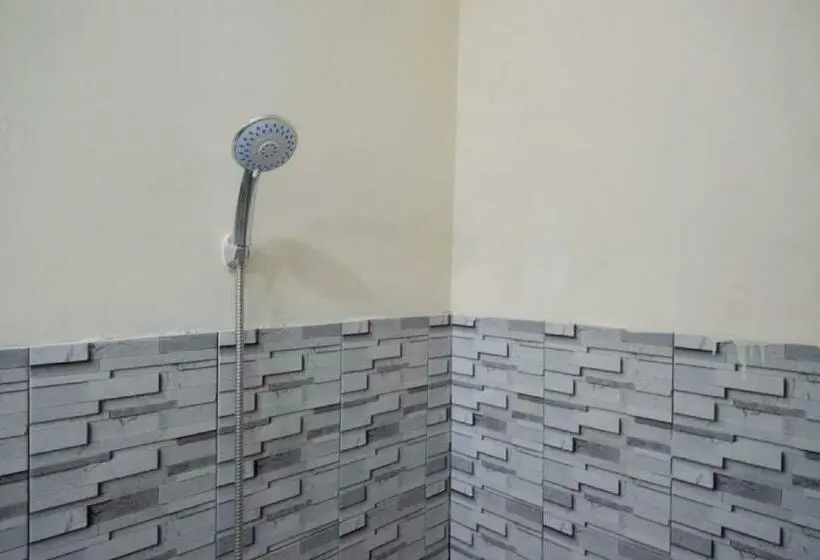 デラックスルーム, Reddoorz @ Jalan Raya Kaliwungu Selatan Kendal
