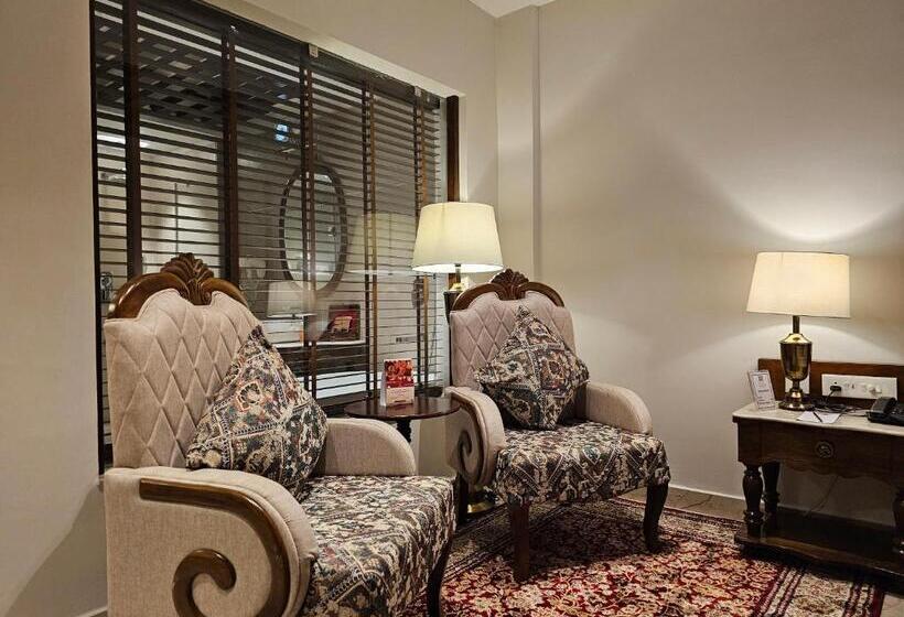 סוויטה עם מרפסת, The Creek Boutique Resort & Spa