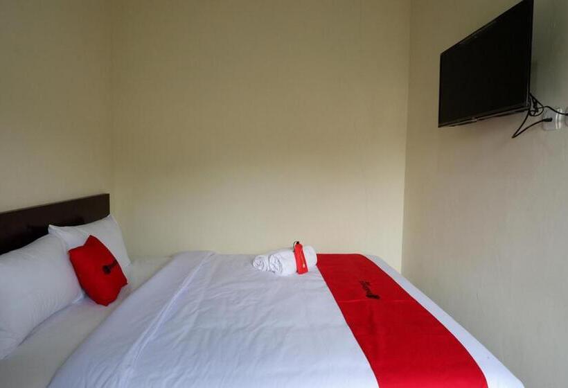Номер Стандарт, Reddoorz Near Stadion 45 Karanganyar