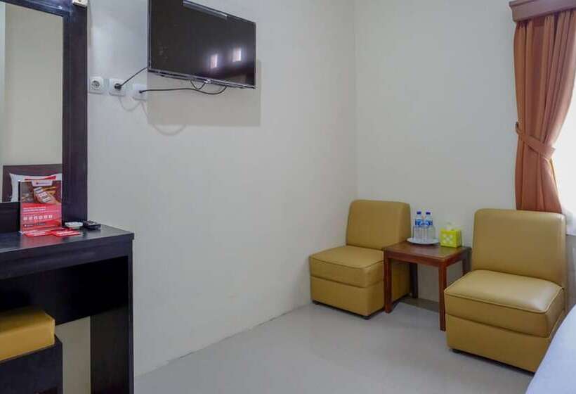 غرفة قياسية, Reddoorz Near Stadion 45 Karanganyar