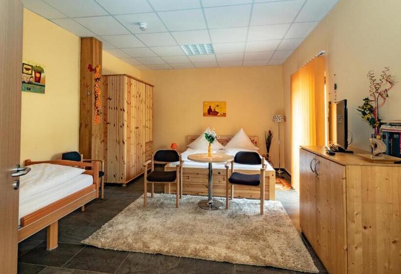 スタンダードトリプルルーム, Pension Zum Reiterhof