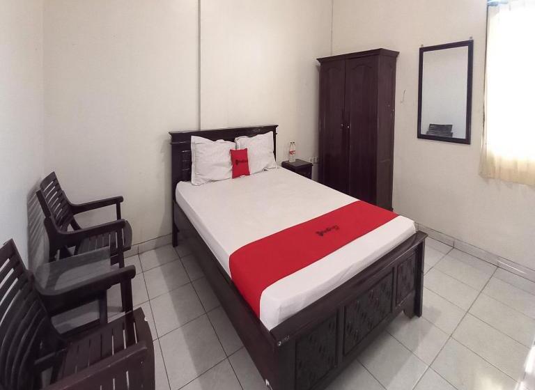 غرفة قياسية, Reddoorz Syariah At Hotel Pandan Wangi Near Alun Alun Sidoarjo