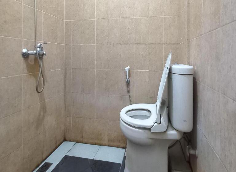 غرفة سوبيريور, Reddoorz Syariah At Hotel Pandan Wangi Near Alun Alun Sidoarjo