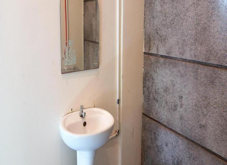 غرفة سوبيريور, Reddoorz Syariah At Hotel Pandan Wangi Near Alun Alun Sidoarjo