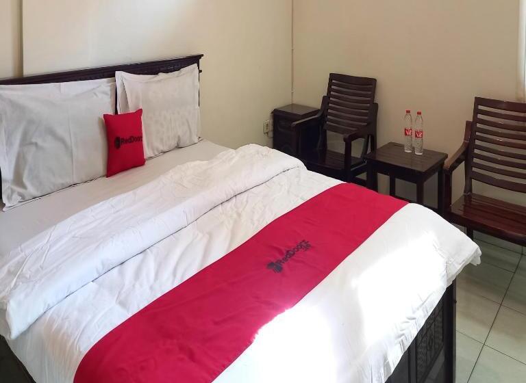 غرفة سوبيريور, Reddoorz Syariah At Hotel Pandan Wangi Near Alun Alun Sidoarjo