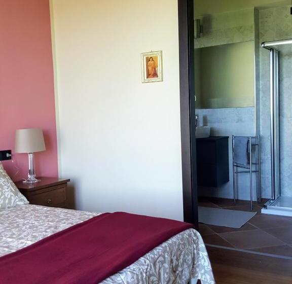 スタンダードルーム, La Terrazza Sui Vigneti Rovescala