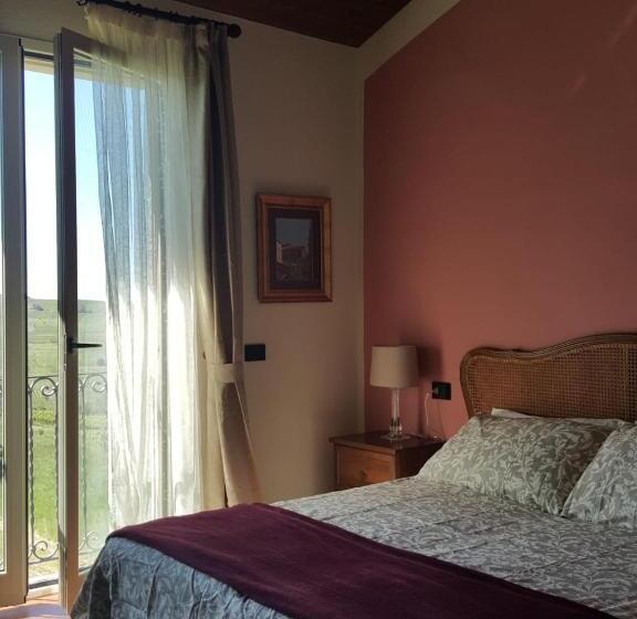 スタンダードルーム, La Terrazza Sui Vigneti Rovescala