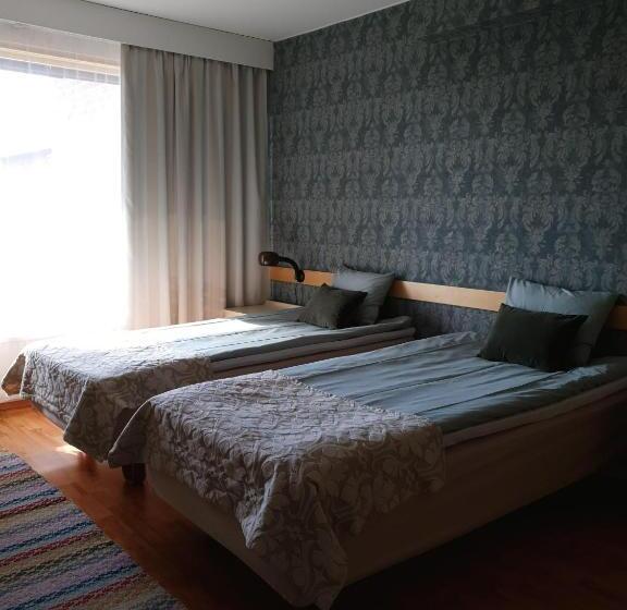 شقة غرفة نوم واحدة مزودة بشُرفة, Majoitus Hermanni