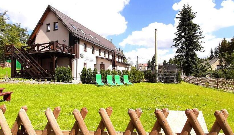 חדר סטנדרט נוף להרים, Penzion Studánka, Klíny