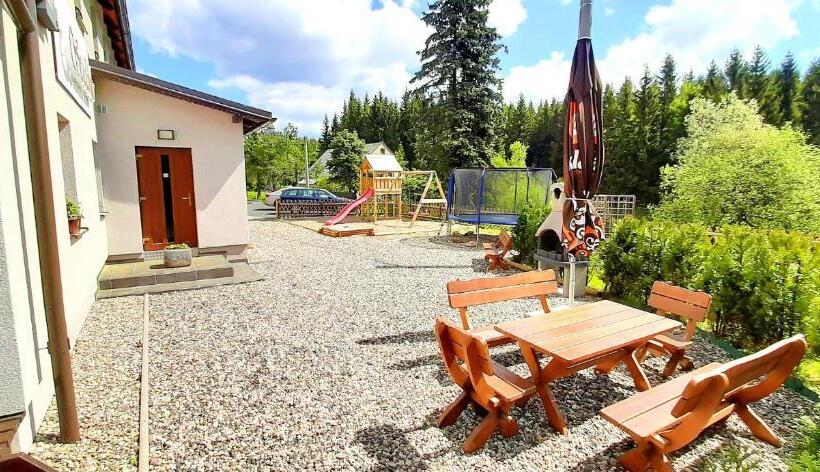 חדר משפחתי נוף להרים, Penzion Studánka, Klíny