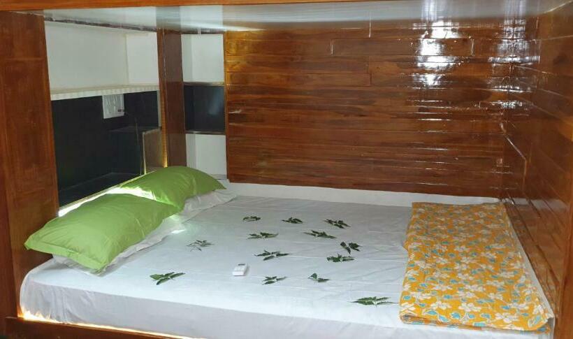 带2个卧室的公寓, Shree Suites