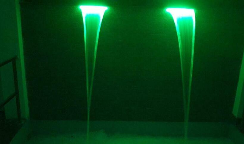 带2个卧室的公寓, Shree Suites