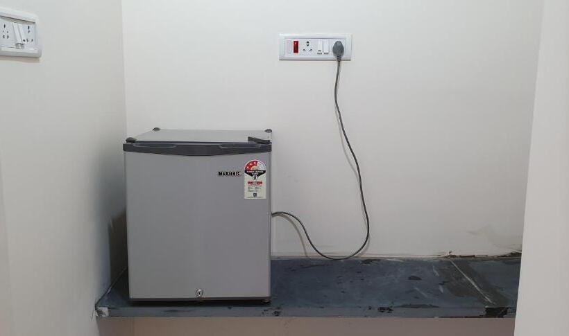 جناح إدارى, Shree Suites