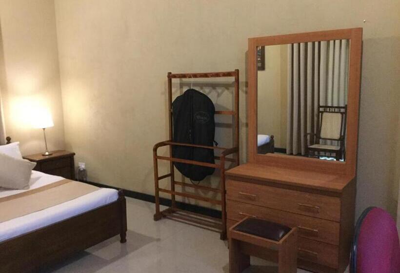 带大床的高级房间, Avondale Colombo
