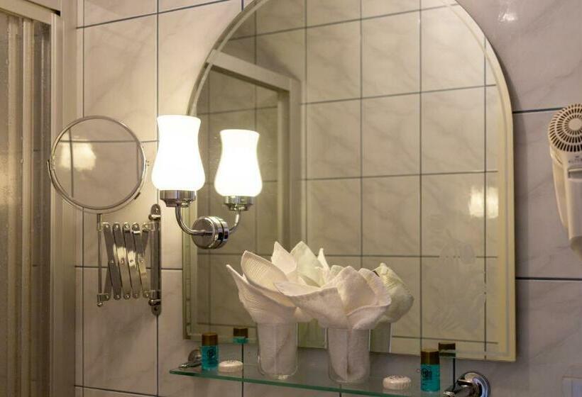 Номер Комфорт, Landgasthof May