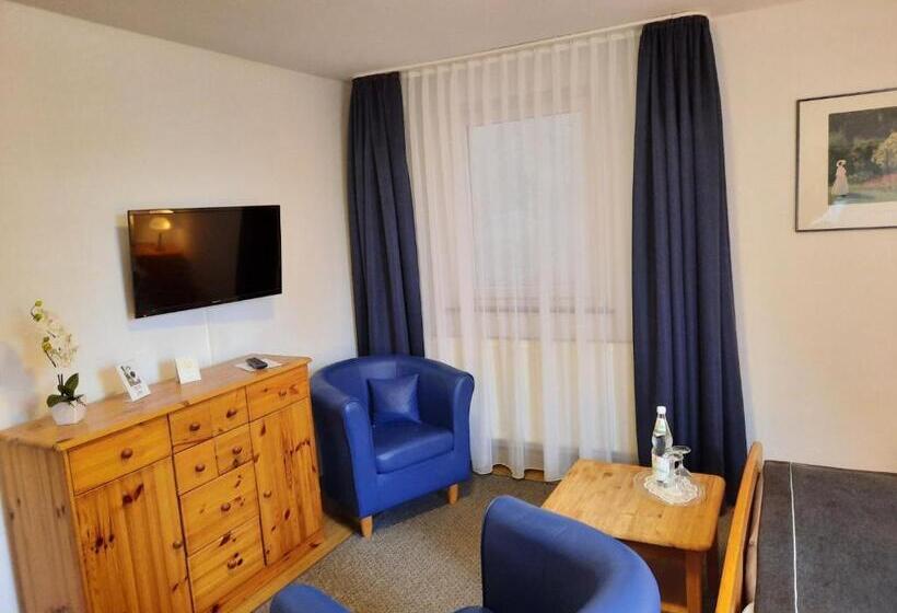 Номер Комфорт, Landgasthof May