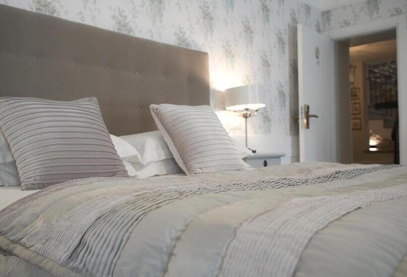 סוויטת ג'וניור, Le Sei Dame