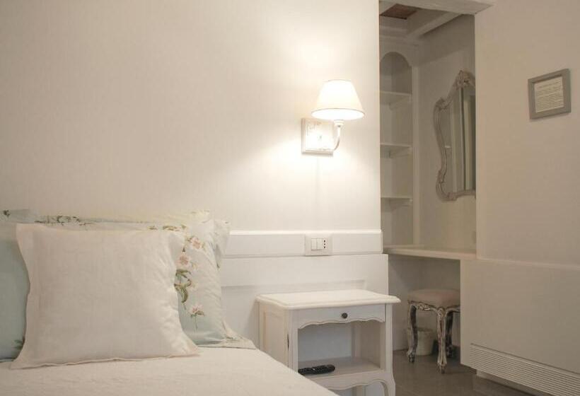 חדר סטנדרט יחיד, Le Sei Dame