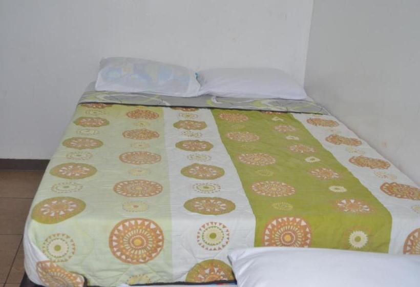 スタンダードルーム, Paradise Beach