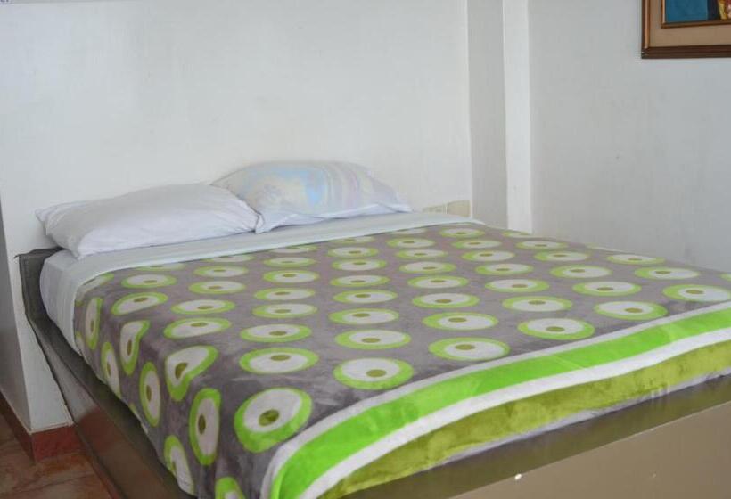 海景标准间带阳台, Paradise Beach