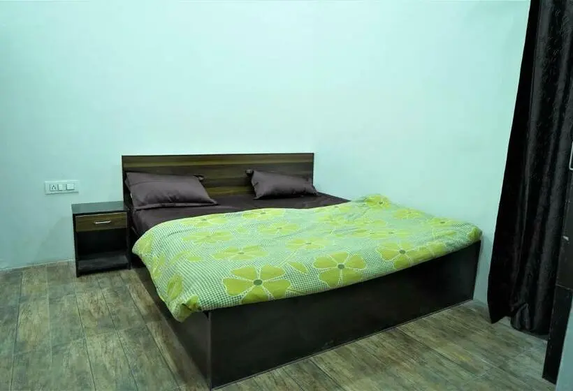 Quarto superior, Siddharth