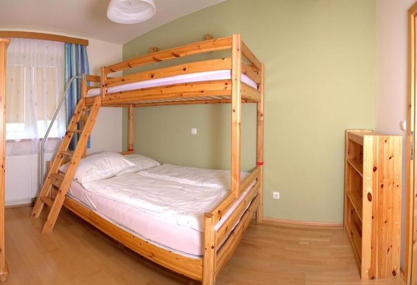 סוויטה משפחתית, Winzerhof Strablegg