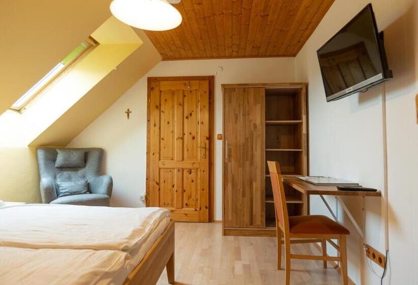 חדר בסיסי, Winzerhof Strablegg