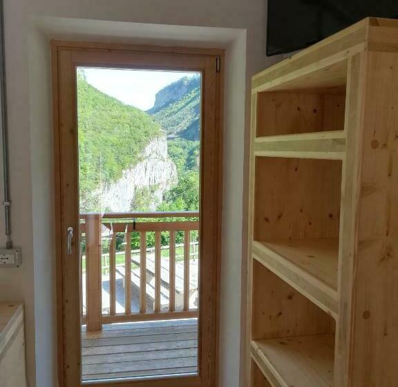 חדר אקונומי, Limarò B&b