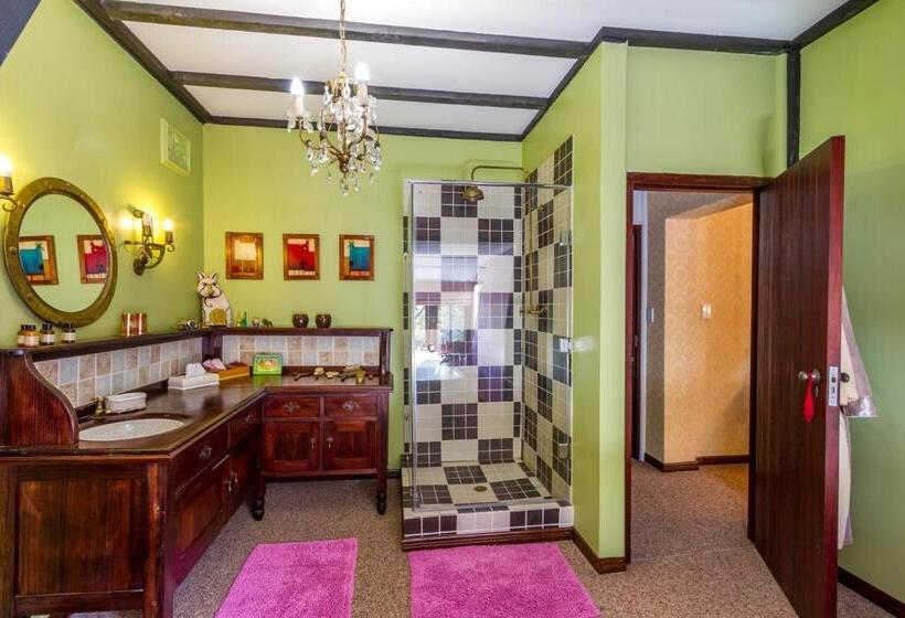 חדר דחוקס עם מיטת קינג, Kilmorna Manor Guest House