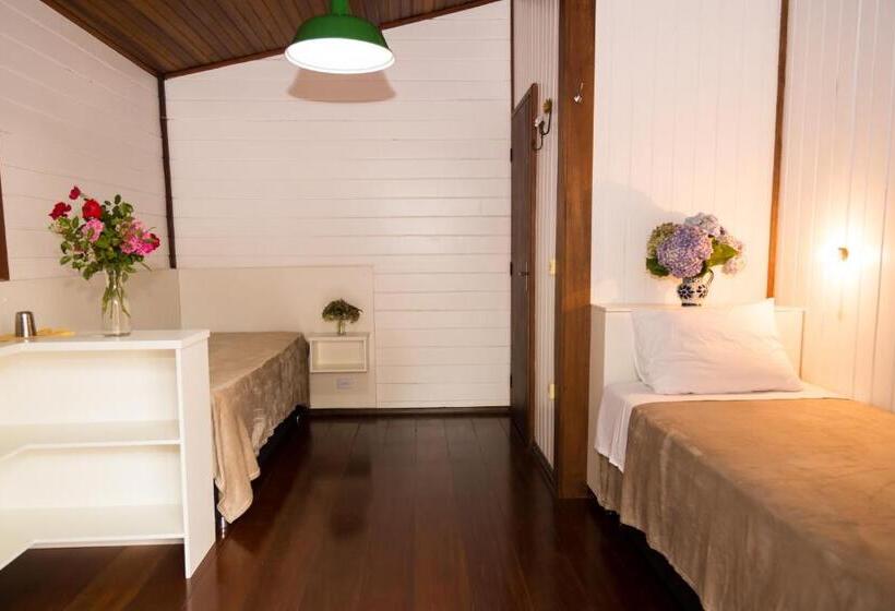 Quarto Triplo Estandar, Pousada Paraiso Do Alto