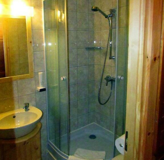 غرفة قياسية, Odvaskő étterem és Panzió