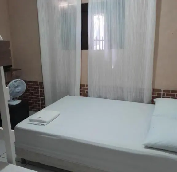 エコノミー４人部屋, Casa Do Mochileiro Airport Hostel & Pousada
