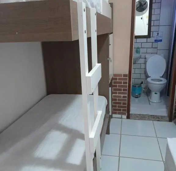 エコノミー４人部屋, Casa Do Mochileiro Airport Hostel & Pousada