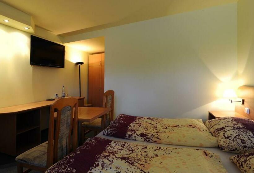 חדר סטנדרט, Kobero