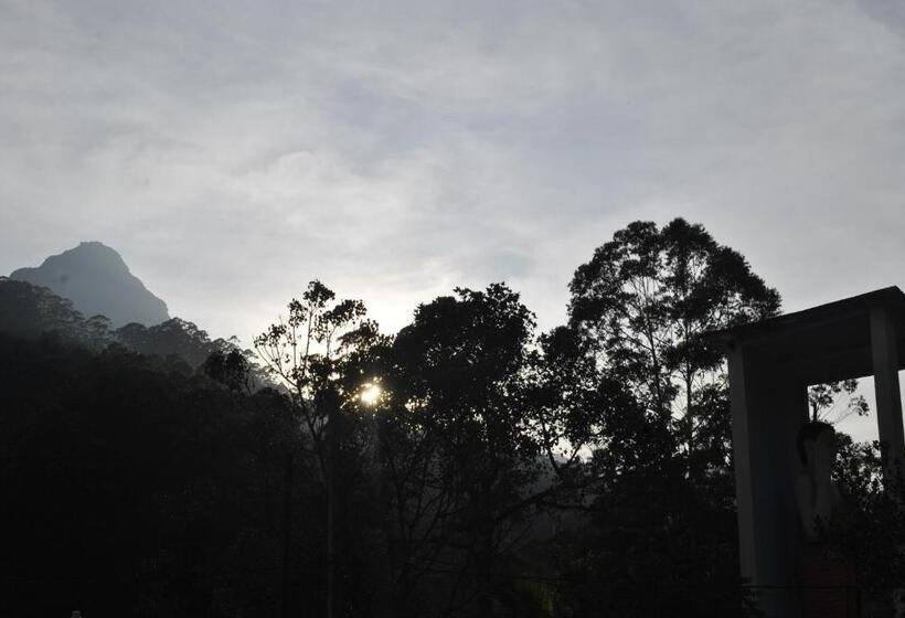 デラックスファミリールーム, Mountain Villa Adam S Peak