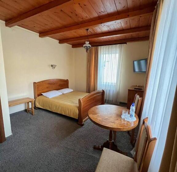 غرفة كومفورت ثلاثية, Zorepad