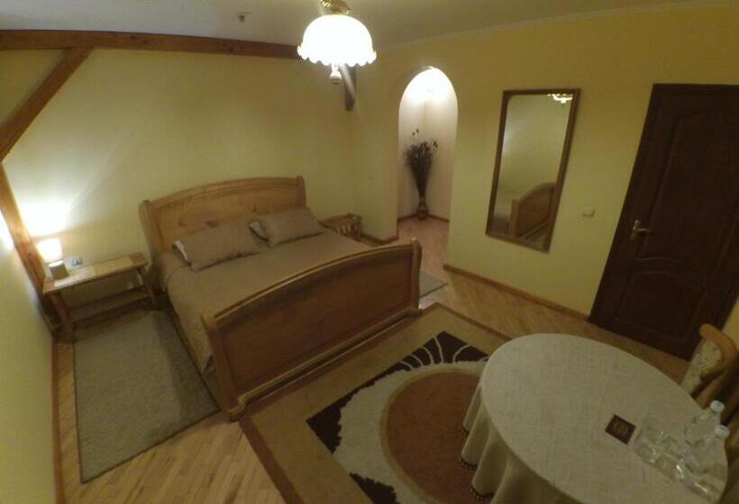 غرفة قياسية ثلاثية, Zorepad