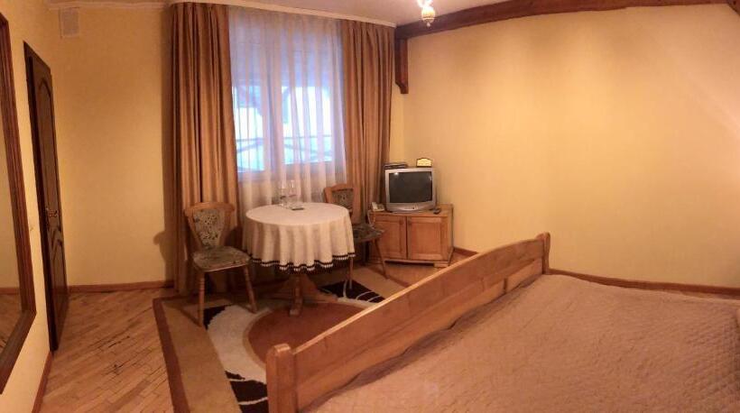 غرفة قياسية ثلاثية, Zorepad