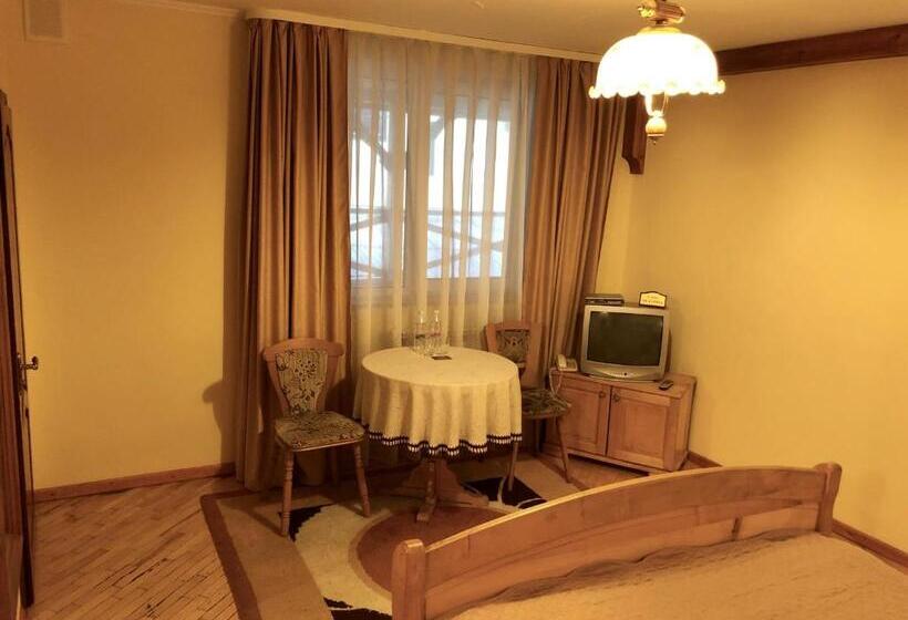 غرفة قياسية ثلاثية, Zorepad